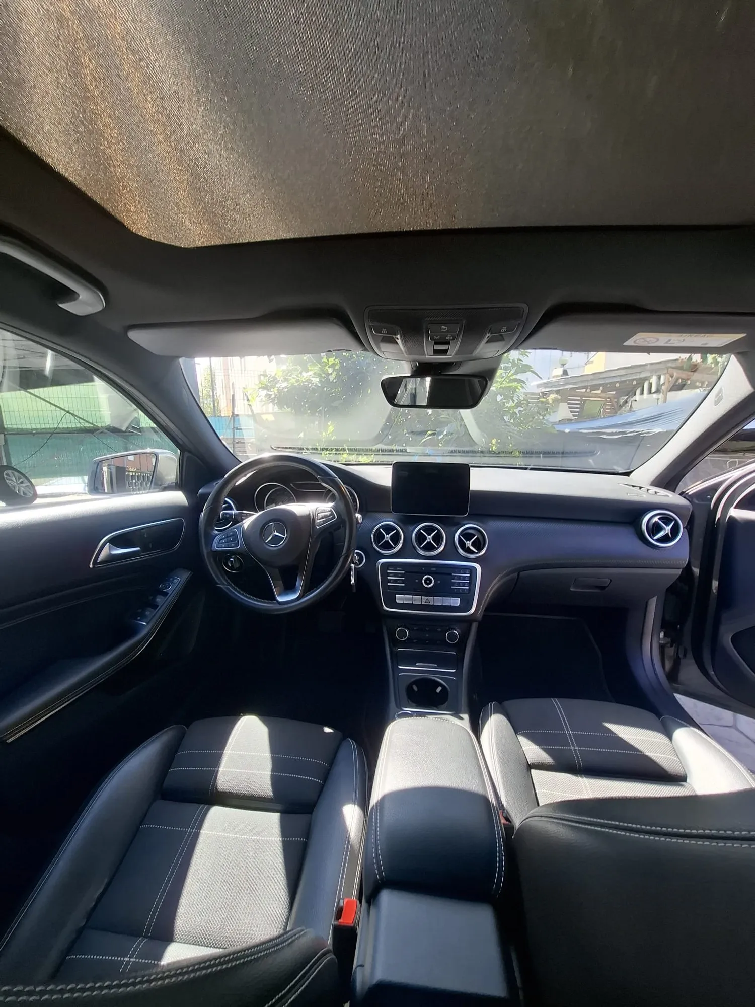 Interior de un Mercedes-Benz